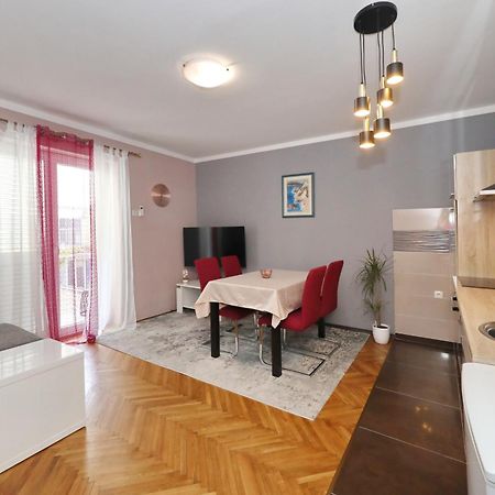 City Apartment Marcela Zadar Exterior foto